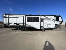 2026 Grand Design Momentum 399M