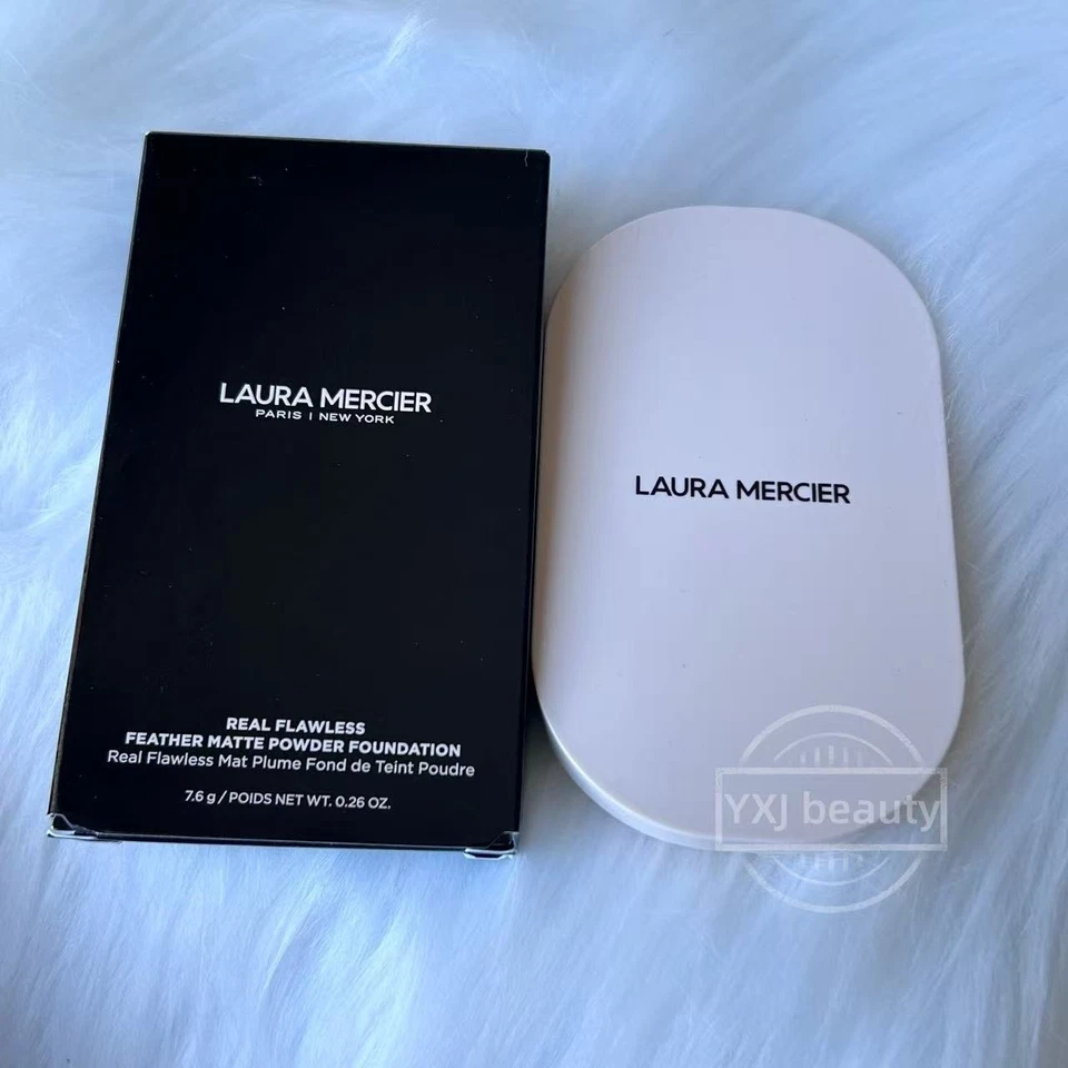 New Laura Mercier Real Flawless Matte Powder Foundation~1C Meringue~Full Size - Image 3 of 4