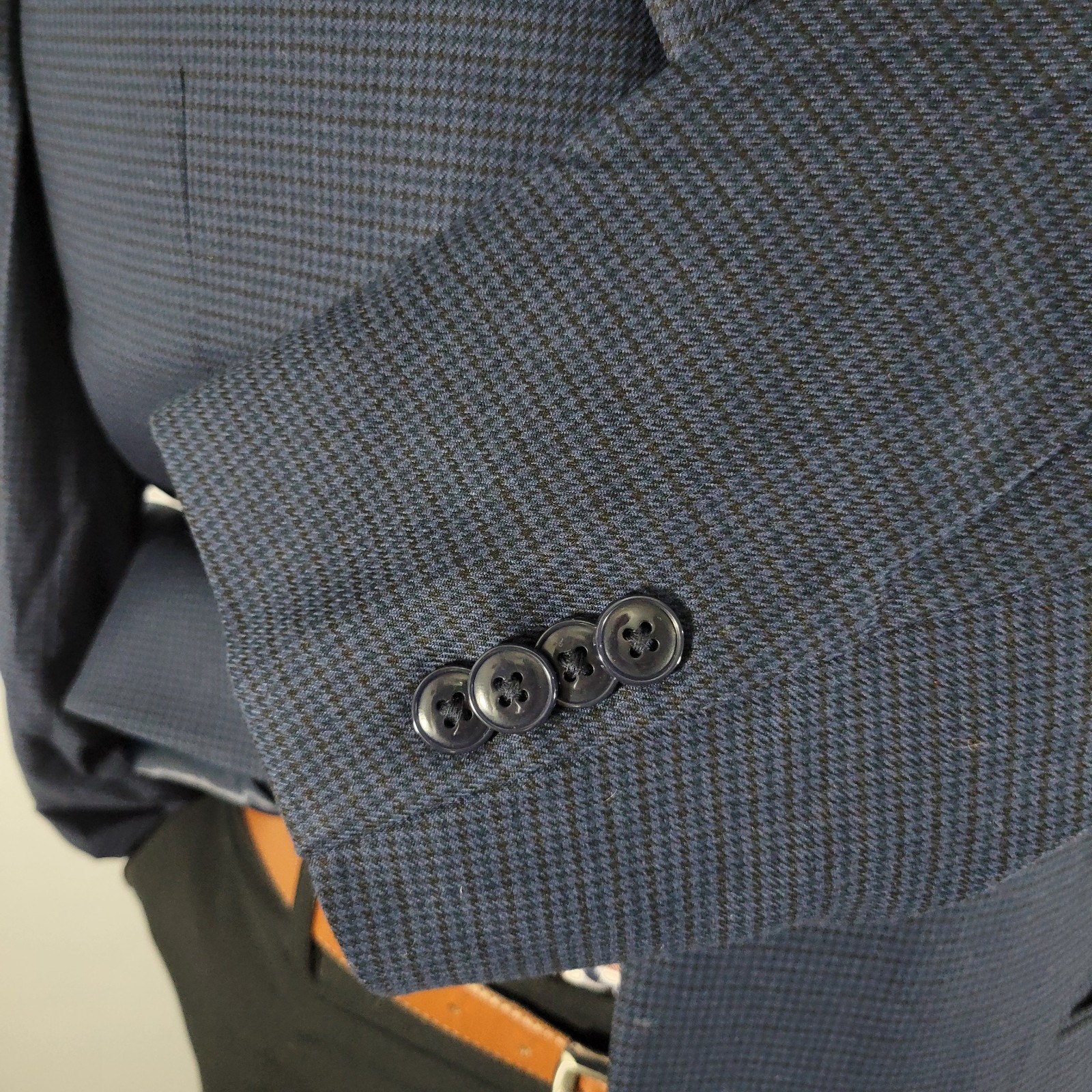 Michale Kors Men's Sport Coat Blazer Two Button Navy Houndstooth Poly Blend 44R thumbnail 9