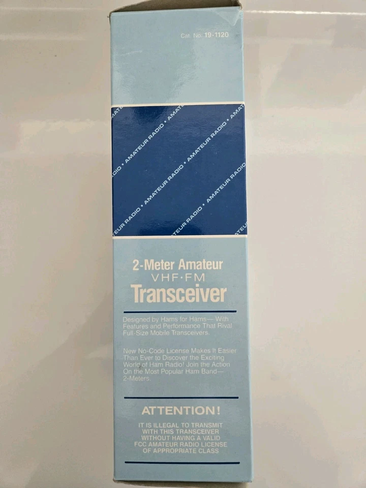Transceptor VHF-FM amateur de 2 metros Radio Shack de colección Foto 2 de 4