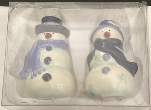 Winterfrost Mr. & Mrs. Snowman Salt Pepper Shakers Blue White 4.5" Target 2007