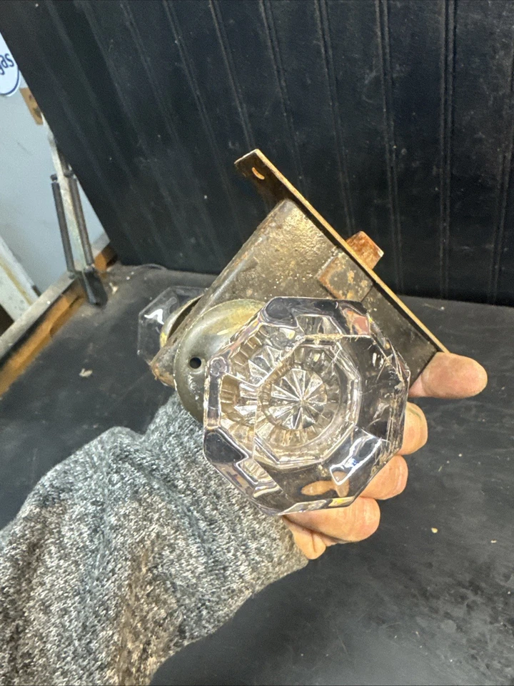 Perillas de puerta antiguas púrpura 8 puntos perillas de vidrio con cerradura de llave esqueleto Foto 4 de 4