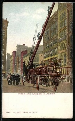Ansichtskarte Hook and ladder in action 