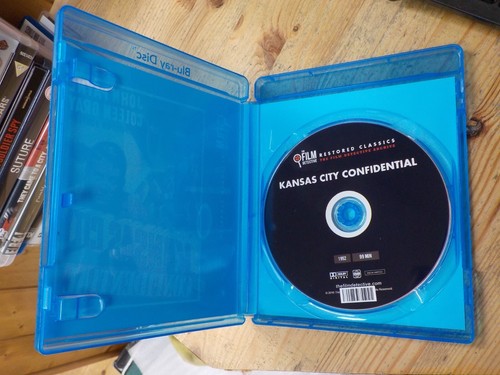 "KANSAS CITY CONFIDENTIAL" FILM NOIR. DVD BLU-RAY BLACK & WHITE. LIKE NEW - Picture 4 of 4