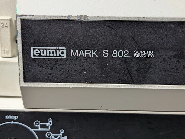 Eumig Mark S 802 Super 8 Projektor - Aktiv, Kein Zubehör - Bild 2 von 4