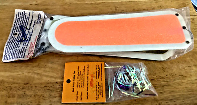 NEW TWO BECHHOLD & Sons 11 inch UV Flasher and Dreamweaver Mirage Action Fly