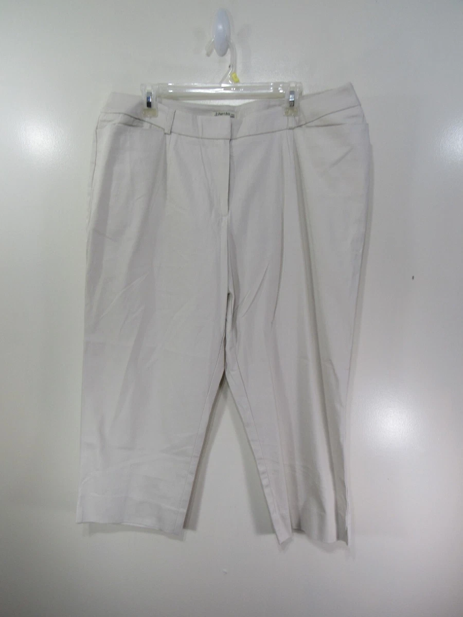Womens St Johns Bay Capri Pants Size 18 Beige Flat Front Hook Zipper Pockets
