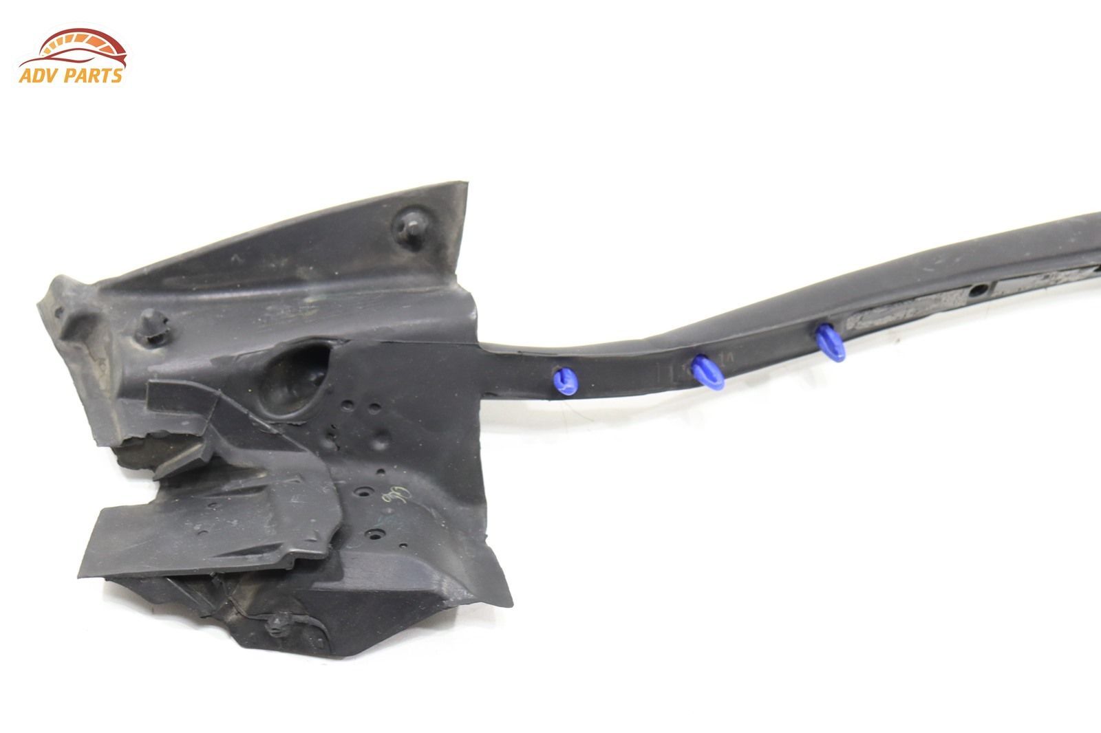 Maserati Quattroporte 2014-2020 Front Left Weatherstrip
