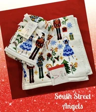 CARO ~ NUTCRACKER ~ BALLET ~MOUSE KING ~ PLUSH BATH TOWEL & HAND TOWEL SET ~ NWT