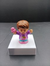 2018 Fisher Price Little People Girl With Ice Cream Cone Free Shipping T2048