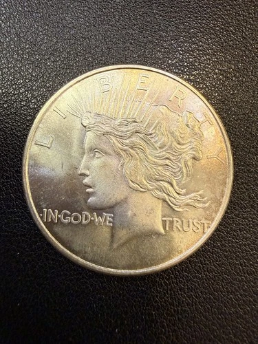 1 Troy Ounce .999 Fine Silver Round – Peace Dollar Tribute Z378