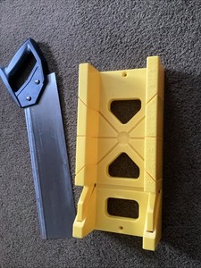 Task Force 12" Miter Box with 14" Backsaw  Item # 74778 Slightly Used