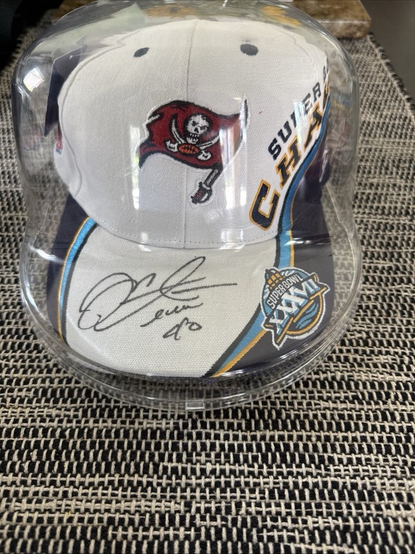 Mike Alstott Signed Superbowl 37 Buccaneers Hat NFL On Field White 2003