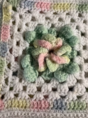 Vtg Handmade 3d Flowers Pastels  Crocheted Baby  Blanket Granny Sqr Cottage Core