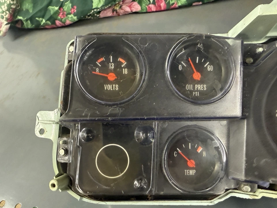 Cuadro de instrumentos Chevy GMC TRUCK 1973-1980 73-80 OEM #2 Foto 2 de 4