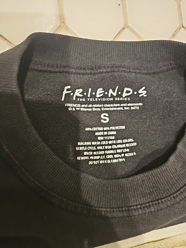 Vintage Friends TV Show Sweatshirt Black Size S Entire Cast Photo Unisex 117508 - Picture 7 of 9