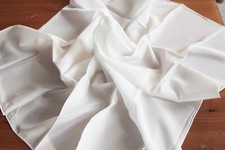 Seidentuch Tuch 90 x 90 cm Crepe de Chine 10 Seide zum Bemalen Seidenmalerei