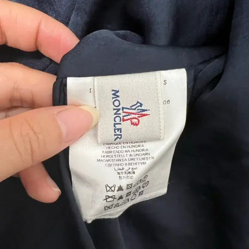 Moncler Women's Hooded Coat Dress, Size 0, Excellent Condition thumbnail 9