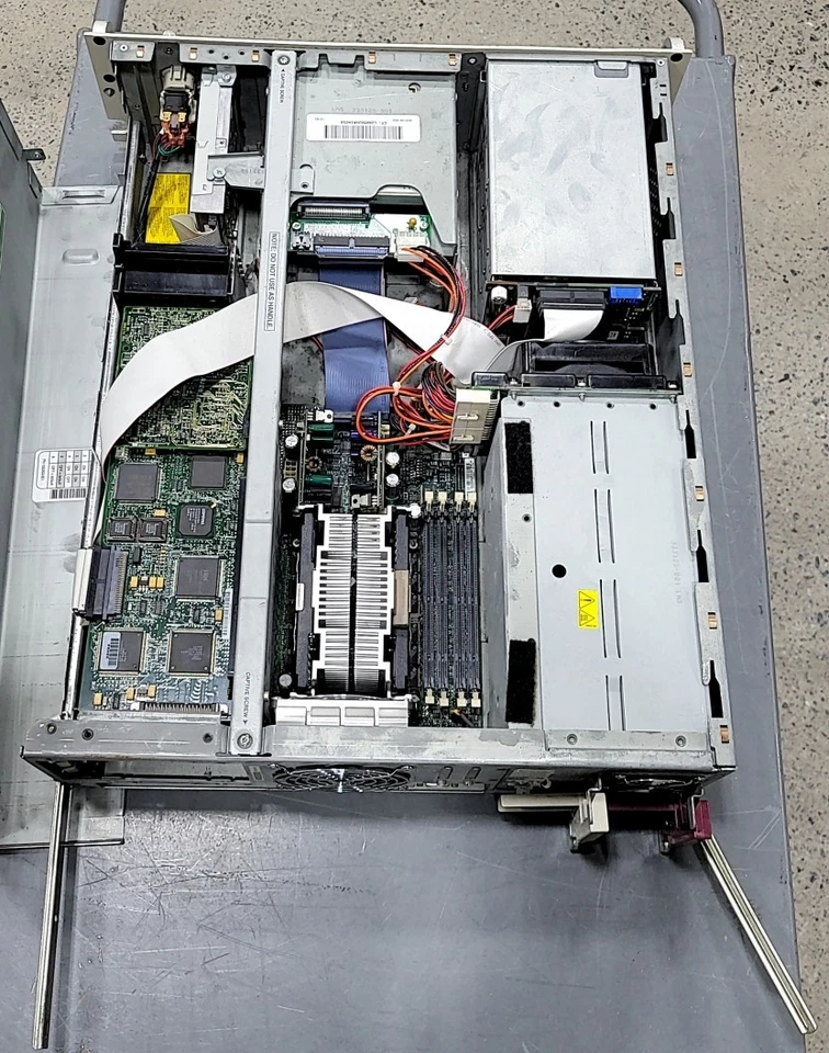 Compaq proliant 1850r pl1850r Server 2*INTEL PENTIUM III SEE NOTES - Image 3 of 4