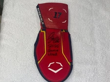 Ignacio Nacho Alvarez Atlanta Braves Signed 2025 Game Used Sliding Glove