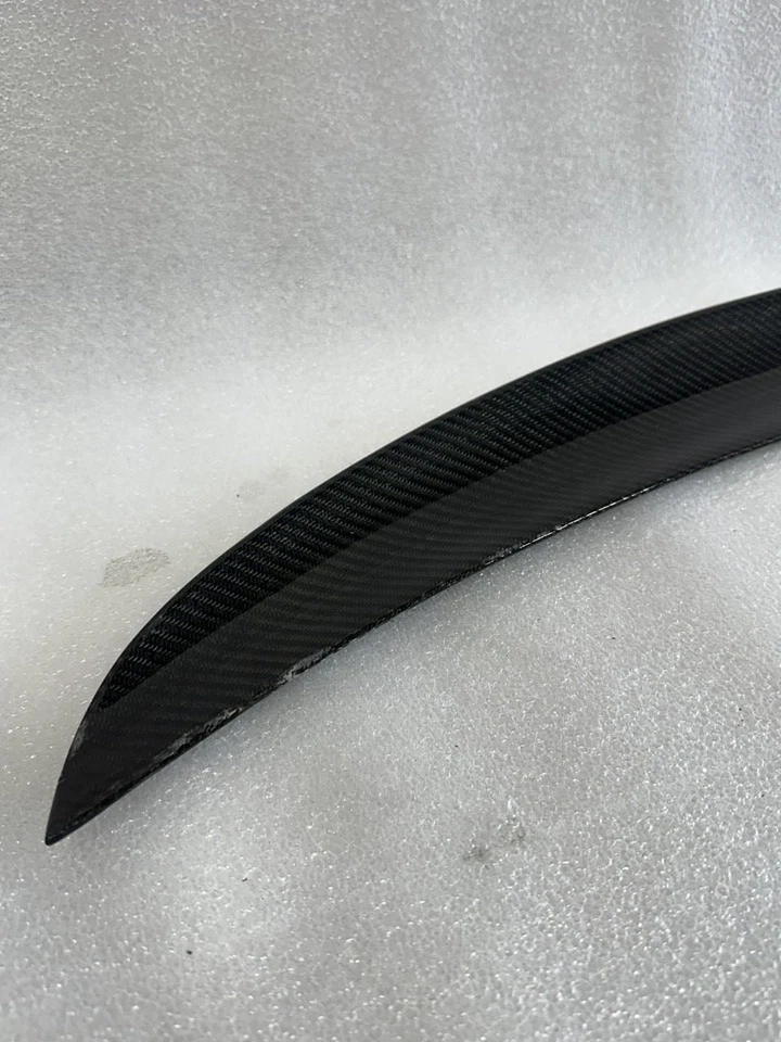 2007 BMW 335i E90 SEDAN TRUNK SPOILER CARBON FIBER - Image 2 of 4