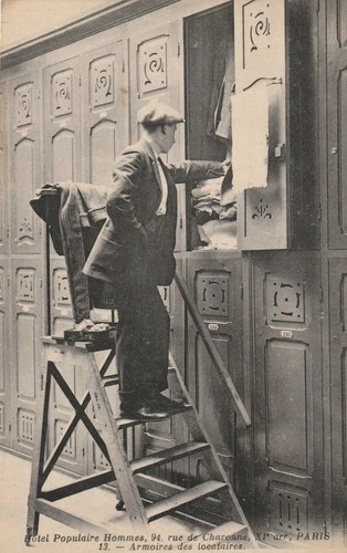 75 postcard 94 Rue de Charonne PARIS 11th popular hotel men cabinets tenants