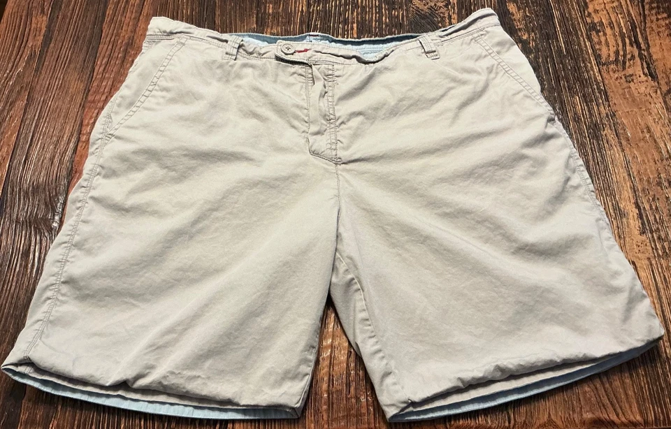 Howe Men's Reversible Shorts Blue/Khaki Sz.40 100%Cotton Flat Front - Image 2 of 4