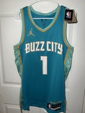 Jordan NBA Charlotte Hornets Buzz City Ball #1 Men's Dri-Fit Jersey Teal Gold M