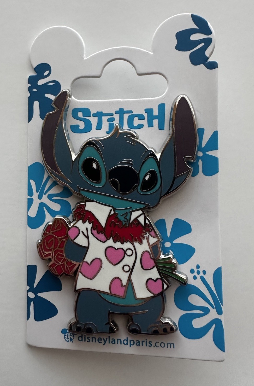 Disney Stitch Pin in Hawaiian Shirt Disneyland Lilo Stitch Flowers 2021 Disneyla
