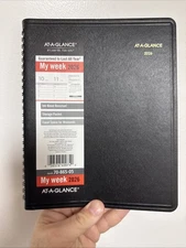 AT-A-GLANCE 7086505 Jan 2026-2027 8.75 x 7 Weekly Vertical Appointment Book New