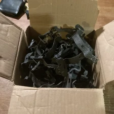 Lot of 22  B-Line BG-20-U-2-4 Conduit to Beam Fastener 1-1/4 Inch