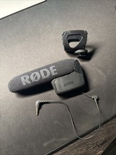 Rode VideoMic Pro Shotgun/On-Device Wired Standard Professional Microphone