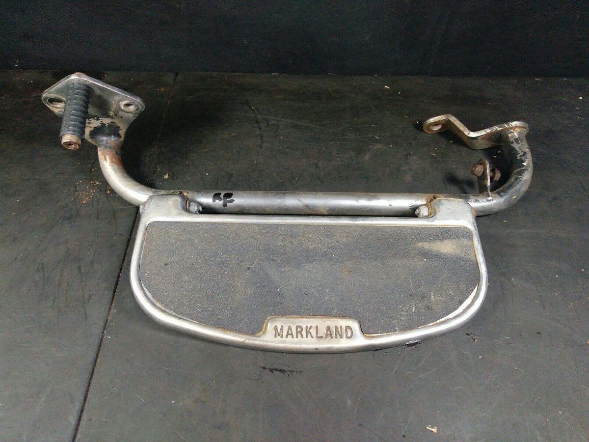 1981 HONDA GL 1100 I INTERSTATE right front FLOORBOARD FOOT REST