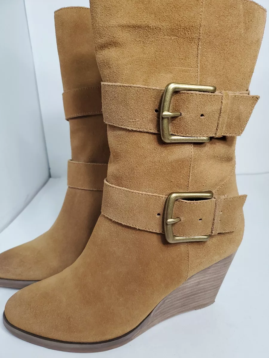 Very volatile store suede boots