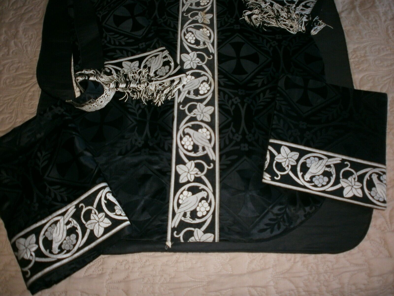 Picture 3 of 12