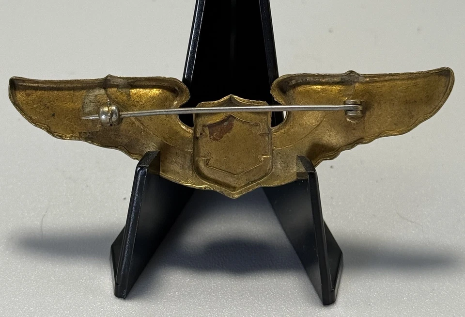 Pin de ala vintage para motocicletas Harley-Davidson 3” chapado en oro años 30-40’s Foto 2 de 2