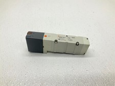 SMC VQ4101-5W Pneumatic Solenoid Valve VQ41015W VQ4101