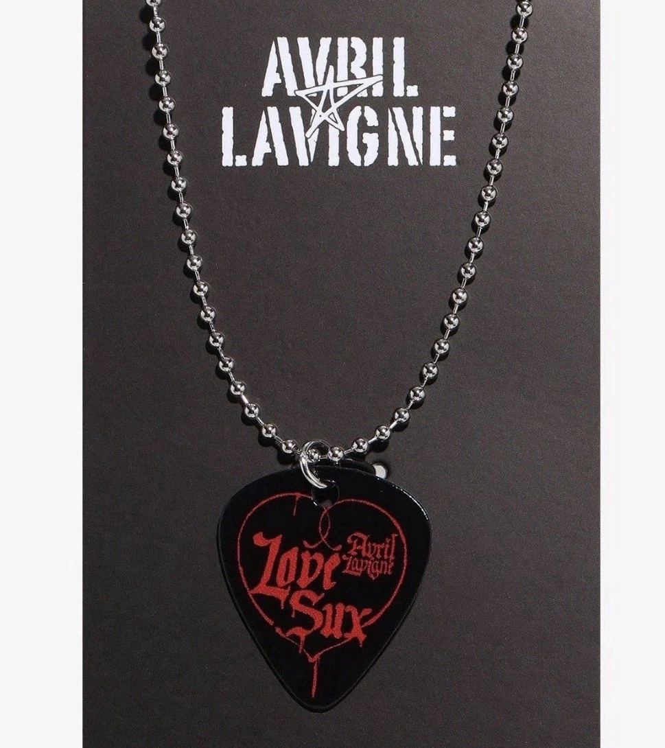 Avril Lavigne Memorabilia for sale | eBay