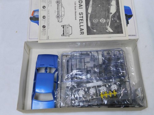 Kit Modelo Plástico Motorizado 1/24 Academy Minicraft Hyundai Steller 1534 Completo - Imagen 2 de 2