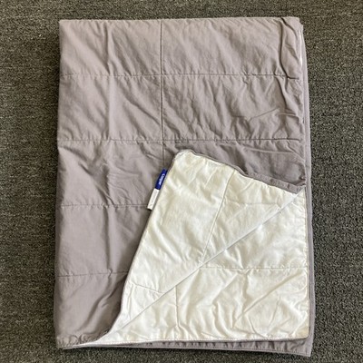 American Airlines First Class Blanket CASPER Gray & White 72  X 48  Inches (NEW)