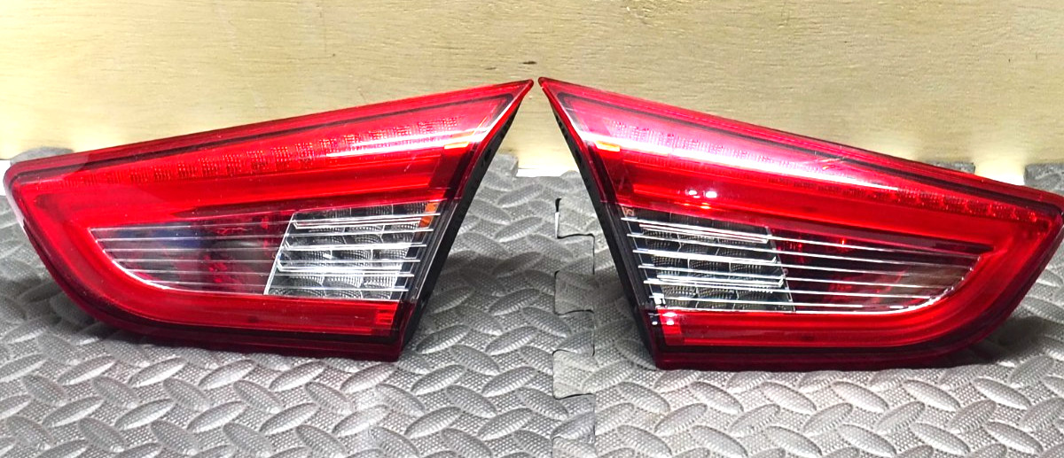  2014-2020 Maserati Ghibli Rear Inner Tail Lights Trunk Lamps Left Right Pair OE