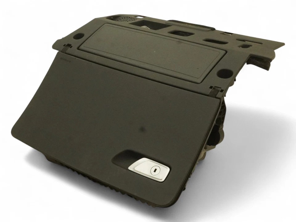 2016-2023 Audi Tt Mk3 Coupe Glove Box Storage Compartment Dashboard 8S0880842d - Image 3 of 4