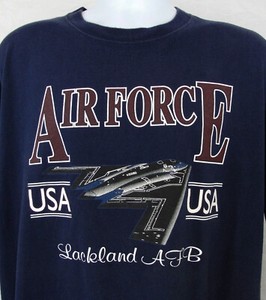 Vintage-Air-Force-T-Shirt-Navy-Blue-Mens-Size-XL-Lackland-AFB-Stealth-Bomber-USA