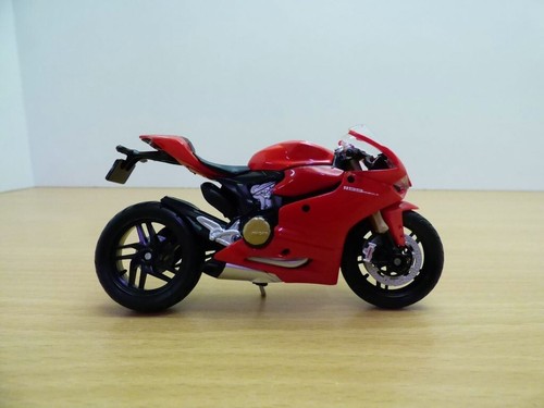 MOTO DUCATI 1199 PANIGALE rouge 1/18 - Imagen 5 de 5