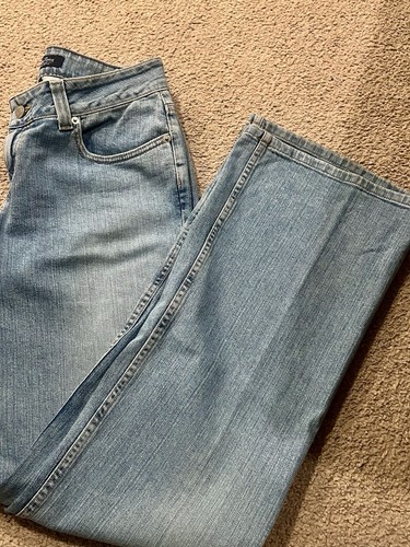 LonDon Jeans Women's Size 8 Blue Denim Straight Light Wash - 1805 - Picture 1 of 3