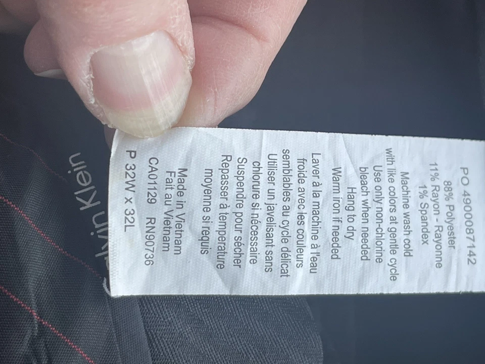 Men’s Calvin Klein Slacks 2 Pair, One Pair Navy, One Pair Gray32Wx32L Dress Casu - Image 2 of 4