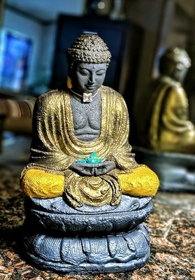 Large, Hand-painted Peaceful Sitting Buddah Concrete Statue 12''x8''x 7'', 12 Lb