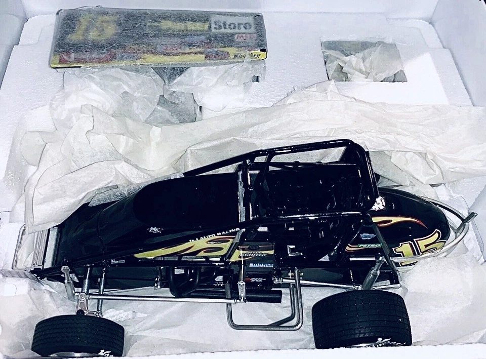 1:18 R&R 2006 DONNY SCHATZ/KNOXVILLE NATIONALS #15 DIECAST SPRINT CAR. - Image 4 of 4