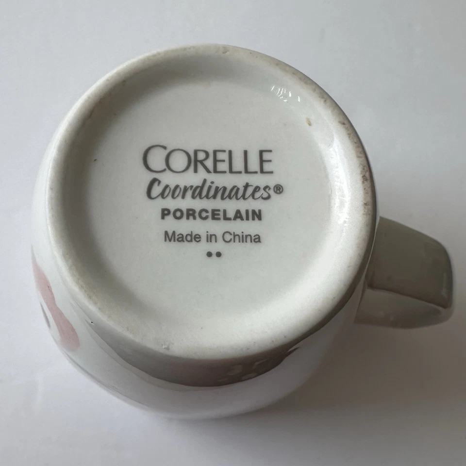 New Corelle Pretty Pink 16-Piece Dinnerware Set - Image 4 of 4