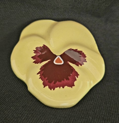Vintage Signed AVON Pin/Brooch 1981 Yellow/Purple Ceramic PANSY Flower